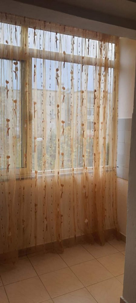 Tirane, jepet me qera apartament 1+1+BLK Kati 4, 48 m² 25.000 Leke (hysen loci)