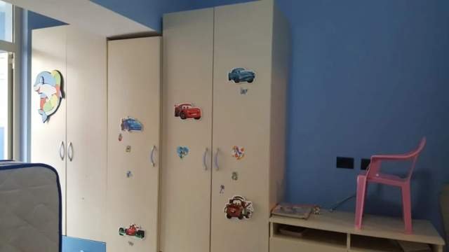 Tirane, jepet me qera apartament 2+1+BLK Kati 1, 85 m² 50.000 Leke (rruga e kavajes , rruga vace zela)