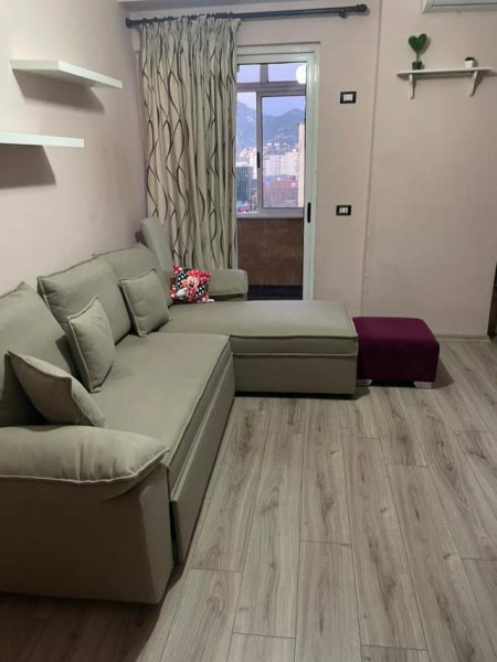 Tirane, jepet me qera apartament 1+1+BLK Kati 10, 57 m² 35.000  (kongresi i Manastirit)