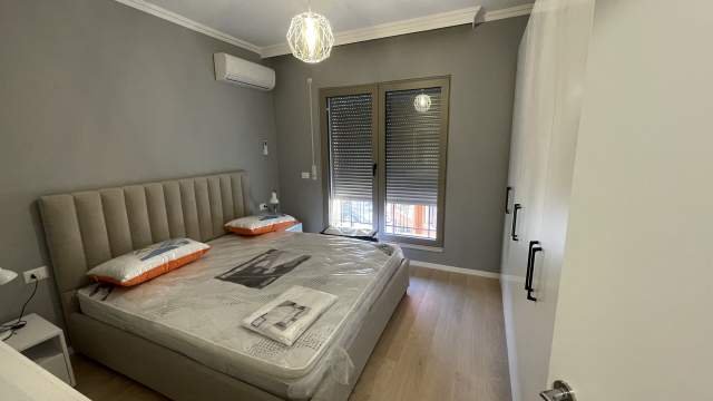 Tirane, jepet me qera apartament Kati 4, 74 m² 850 Euro (Kompleksi delijorgj)