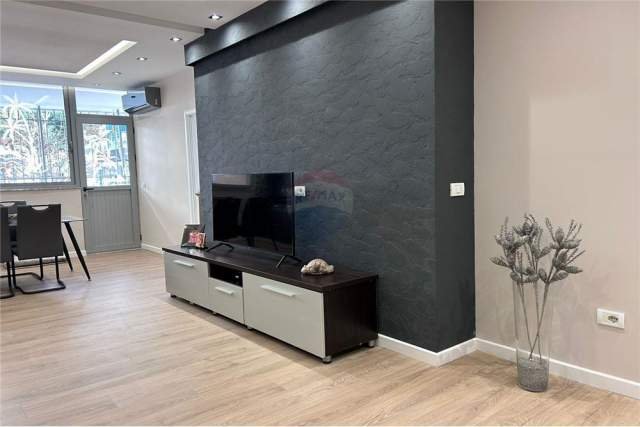 Tirane, jepet me qera apartament 2+1+A+BLK Kati 2, 80 m² 450 Euro (Fresk)