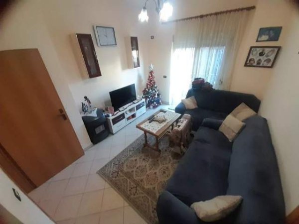 Tirane, shitet apartament 2+1+A+BLK Kati 2, 80 m² 120.000 Euro (Xhamllik)