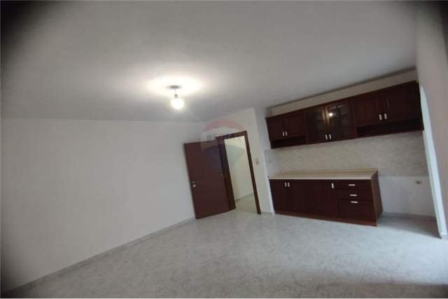 Tirane, shitet apartament 1+1 Kati 5, 55 m² 70.000 Euro