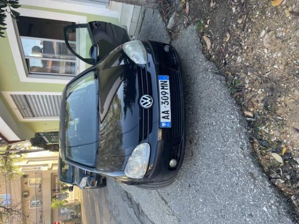 Tirane, shes makine Volkswagen Golf Viti 2007, 2.900 Euro