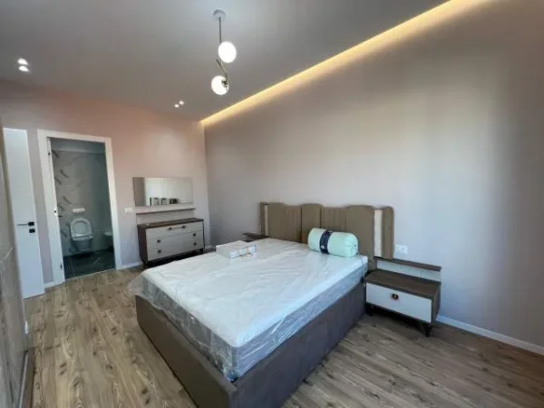 Tirane, jepet me qera apartament 2+1+BLK Kati 8, 110 m² 1.300 Euro (KOMPLEKSI DELIJORGJI)
