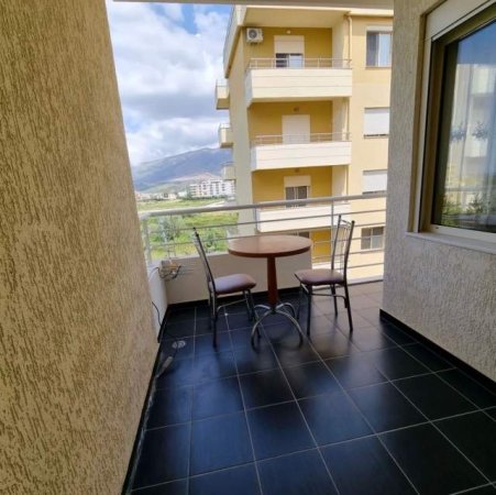 Vlore, shitet apartament 1+1 Kati 4, 54 m² 65.000 Euro (Orikum, Qender Pallatet e reja)