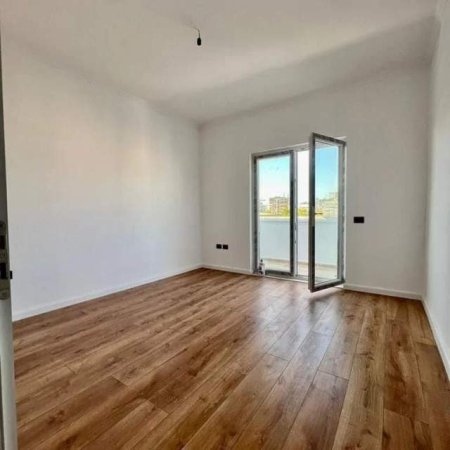 Tirane, shitet apartament 1+1+A+BLK Kati 5, 66 m²  (Shkolla Vasil Shanto)