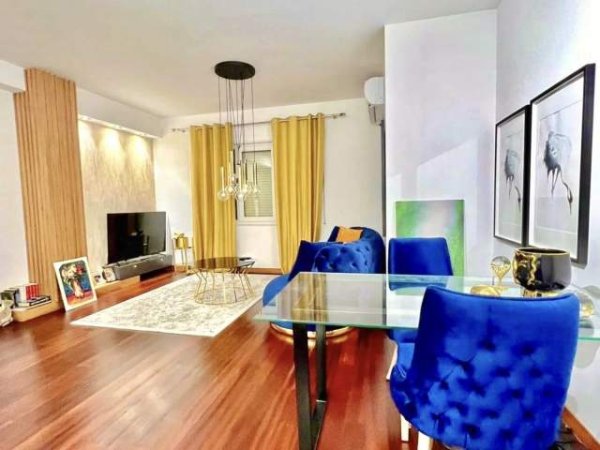 Tirane, shitet apartament 2+1+A+BLK Kati 3, 103 m²  (KOPSHTI BOTANIK)