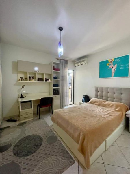 Tirane, shitet apartament 3+1+BLK Kati 11, 160 m² 264.000 Euro (Kompleksi Usluga)