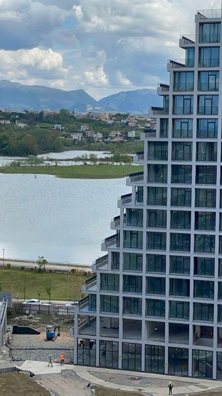 Tirane, shitet apartament 2+1+BLK Kati 10, 12.648 m² 340.000 Euro (Lake View Residence)