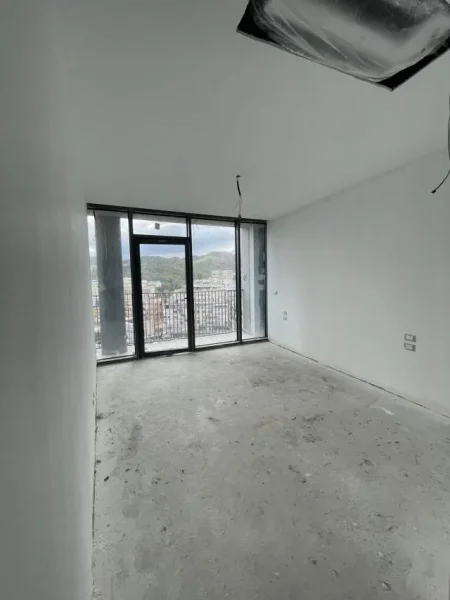 Tirane, shitet apartament 2+1+BLK Kati 10, 126.48 m² 340.000 Euro (Lake View Residence)