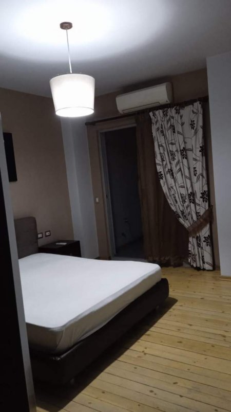 Tirane, jepet me qera apartament Kati 6, 77 m² 500 Euro (Kristal Centre)