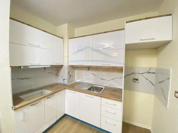 Tirane, shitet apartament 2+1+BLK Kati 2, 99 m² 119.000 Euro (Bulevardi Migjeni)