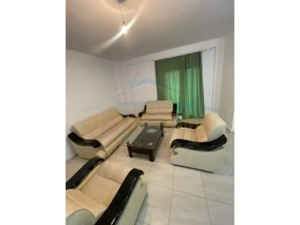 Tirane, shitet apartament 2+1+A+BLK Kati 2, 110 m² 11.000 Euro (fresku)