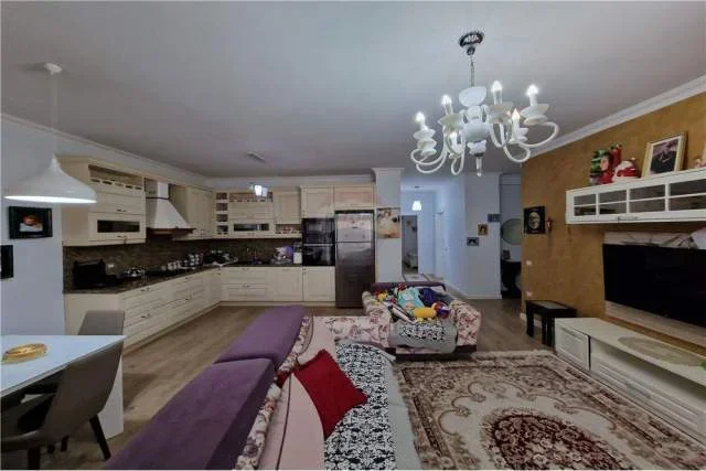 Vlore, jepet me qera apartament 2+1 Kati 0, 103 m² 450 Euro (Rr Dhimiter Konomi)
