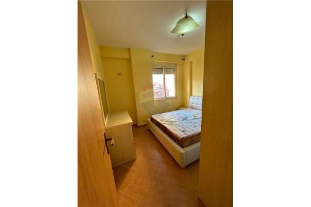 Tirane, shitet apartament 3+1 Kati 3, 120 m² 188.000 Euro (Rruga Bill Klinton)