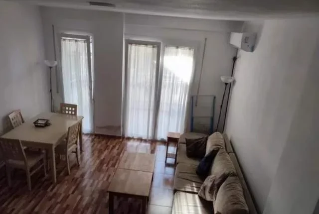 Tirane, jepet me qera apartament duplex 2+2wc+BLK 100 m² 550 Euro (kopshti Zoologjik)