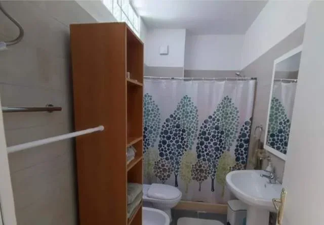 Tirane, jepet me qera apartament duplex 2+2wc+BLK 100 m² 550 Euro (kopshti Zoologjik)