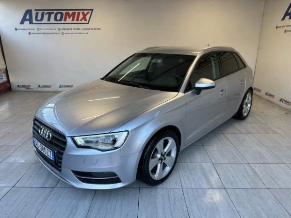 Tirane, shes makine Audi A3 Viti 2015, 11.900 Euro