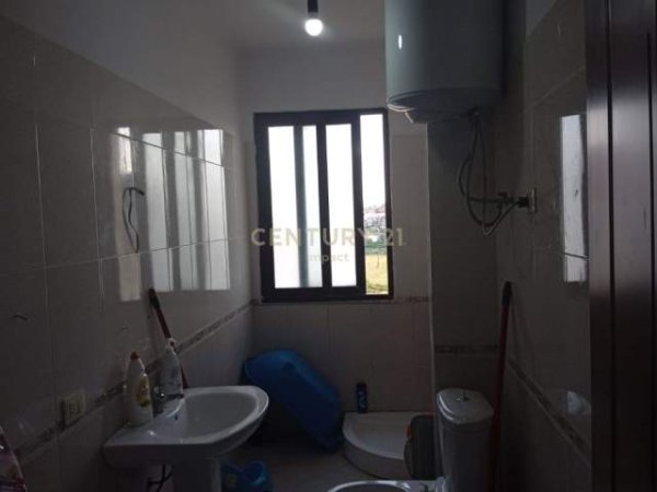 Tirane, jap me qera apartament 1+1+BLK Kati 6, 75 m² 350 Euro