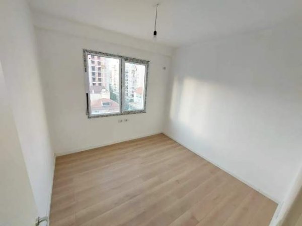 Tirane, shes apartament 2+1+BLK Kati 5, 86 m² 123.000 Euro (Prane Fushes Aviacionit)