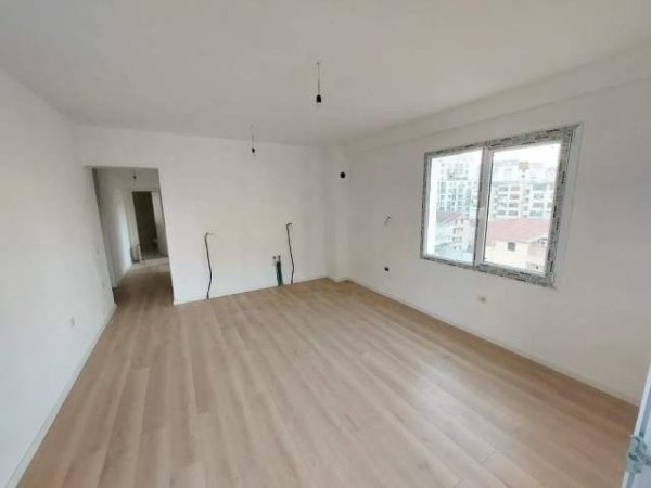 Tirane, shes apartament 2+1+BLK Kati 5, 86 m² 123.000 Euro (Prane Fushes Aviacionit)