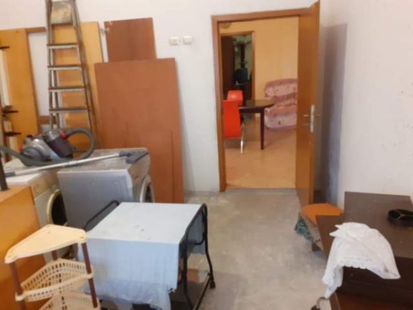 Tirane, shitet shtepi 2+1 Kati 1, 120 m² 160.000 Euro