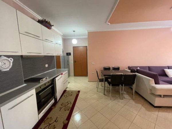 Tirane, jepet me qera apartament 1+1+BLK Kati 6, 62 m² 600 Euro (Islam Alla)