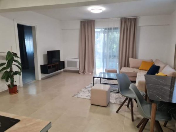 Tirane, jepet me qera apartament 2+1 Kati 2, 125 m² 1.200 Euro (Blloku)