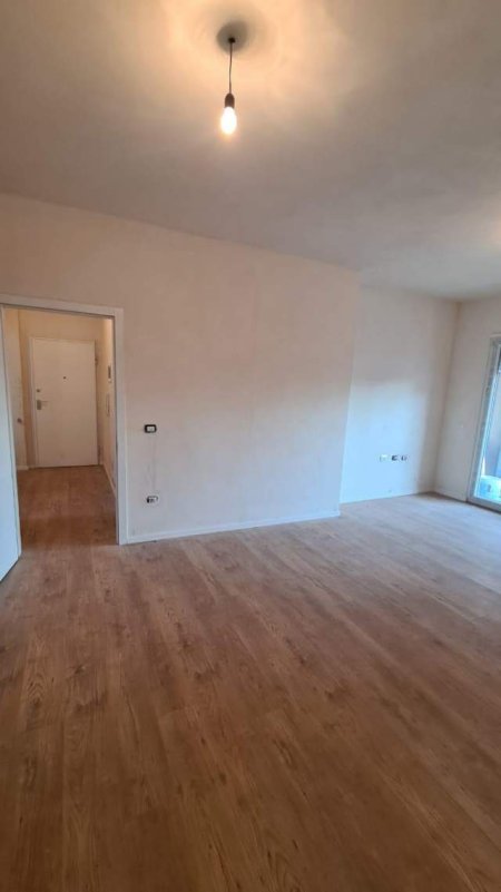 Tirane, shitet apartament 1+1 Kati 4, 79 m² 150.000 Euro (RRUGA QEMAL STAFA)