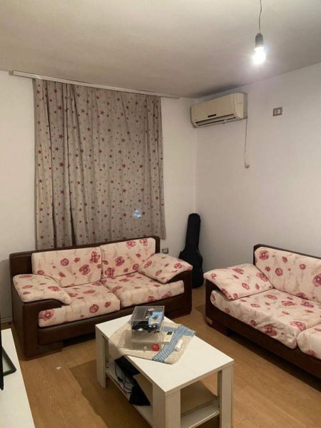 Tirane, shitet apartament 3+1 Kati 1, 83 m² 155.000