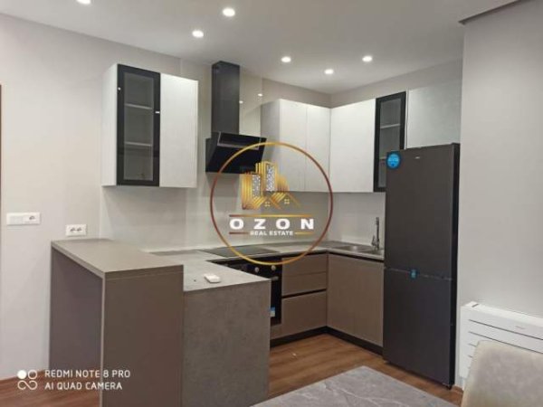 Tirane, jepet me qera apartament 2+1 Kati 2, 115 m² 800 Euro (Rruga e Dibres)
