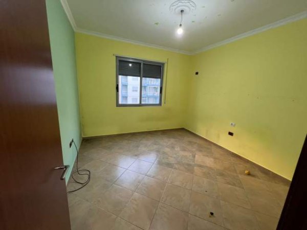 Shqiperi, shes 2+1+BLK Kati 8, 117 m² 130.000 Euro (Bulevardi Ismail Qemali ,prane Raiffaisen Bank)