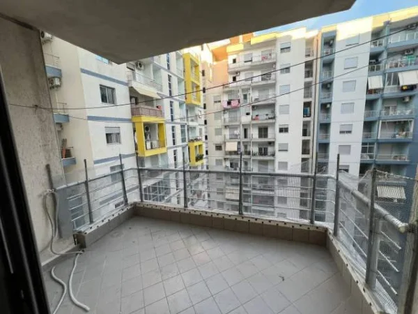 Shqiperi, shes 2+1+BLK Kati 8, 117 m² 130.000 Euro (Bulevardi Ismail Qemali ,prane Raiffaisen Bank)