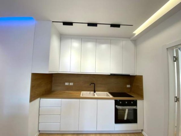 Tirane, jepet me qera apartament 2+1+BLK Kati 2, 95 m² 550 Euro (Hamdi Pepo)