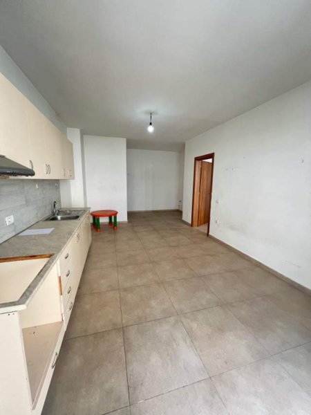 Tirane, shitet apartament 1+1+BLK Kati 1, 70 m² 78.000 Euro (Teodor keko)