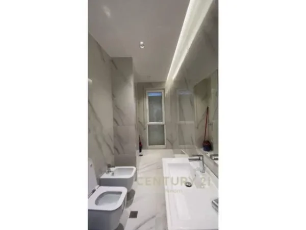 Tirane, jepet me qera apartament 2+1+BLK Kati 2, 95 m² 550 Euro (Hamdi Pepa)