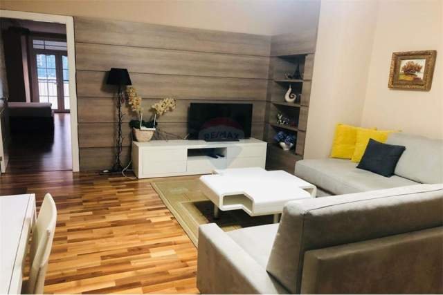 Tirane, shitet apartament 1+1 Kati 5, 62 m² 165.000 Euro