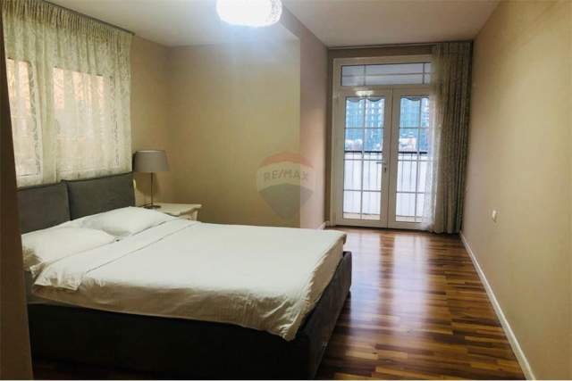 Tirane, shitet apartament 1+1 Kati 5, 62 m² 165.000 Euro