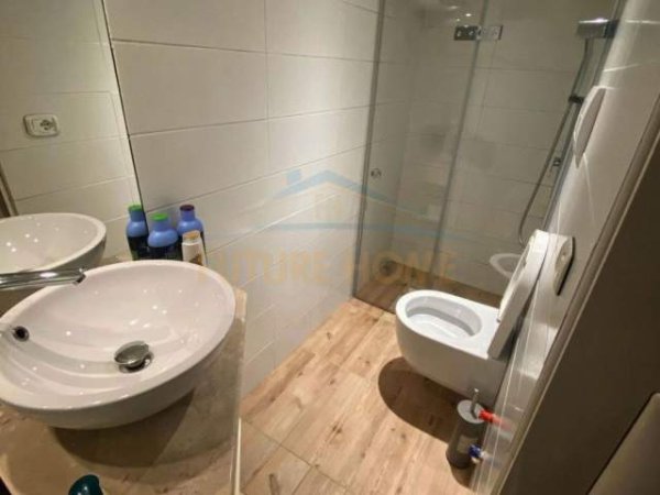 Tirane, jepet me qera apartament duplex 1+1 Kati 0, 70 m² 490 Euro (OPP36495)