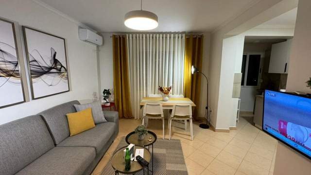 Tirane, jepet me qera apartament 1+1 Kati 3, 60 m² 580 Euro (te Neranxi perballe me Myslym Shyrin)