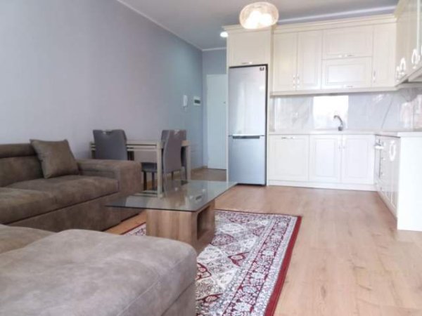 Tirane, jepet me qera apartament 2+1+BLK Kati 4, 105 m² 600 Euro (Rruga Don Bosko)