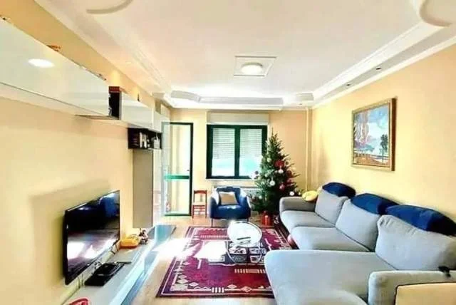 Tirane, shitet apartament 3+1+A+BLK 155 m² 210.000 Euro (Zogu i Zi buze rruge)