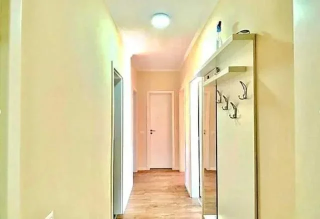 Tirane, shitet apartament 3+1+A+BLK 155 m² 210.000 Euro (Zogu i Zi buze rruge)