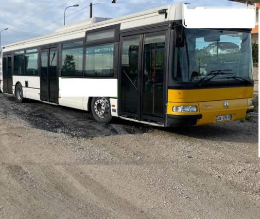 Tirane, shes Autobus Renault RENAULT AGORA Viti 2001, 9.500 Euro