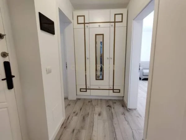 Tirane, jepet me qera apartament 2+1 Kati 2, 66 m² 650 Euro (Mine Peza)