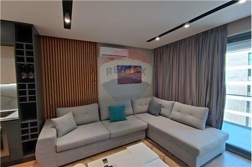 Tirane, shitet apartament 1+1 Kati 8, 67 m² 125.000 Euro (Don Bosco)