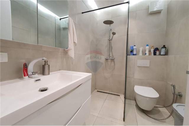 Tirane, shitet apartament 2+1 Kati 3, 102 m² 275.000 Euro (SHITET APARTAMENT 2+1+2 TEK REZIDENCA PARK LIFE)