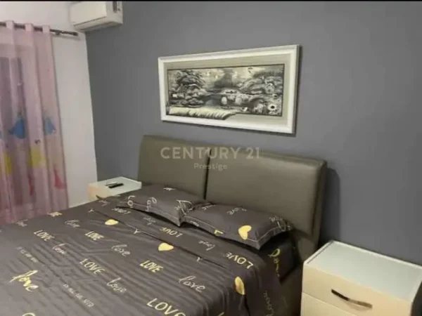 Tirane, jepet me qera apartament 3+1 Kati 2, 850 Euro (KOMUNA E PARISIT)