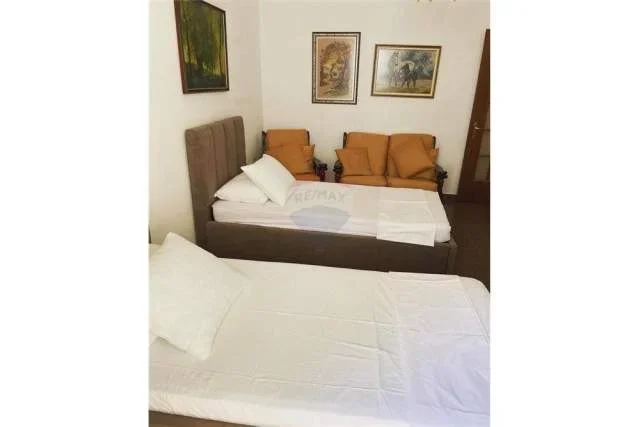 Tirane, jepet me qera apartament 2+1 Kati 4, 74 m² 500 Euro